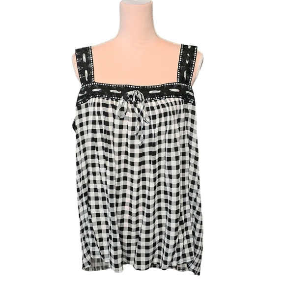 Torrid Gingham Embroidered Crinkle Chiffon Crochet Lace Trim Tank Size 2X - Picture 6 of 10
